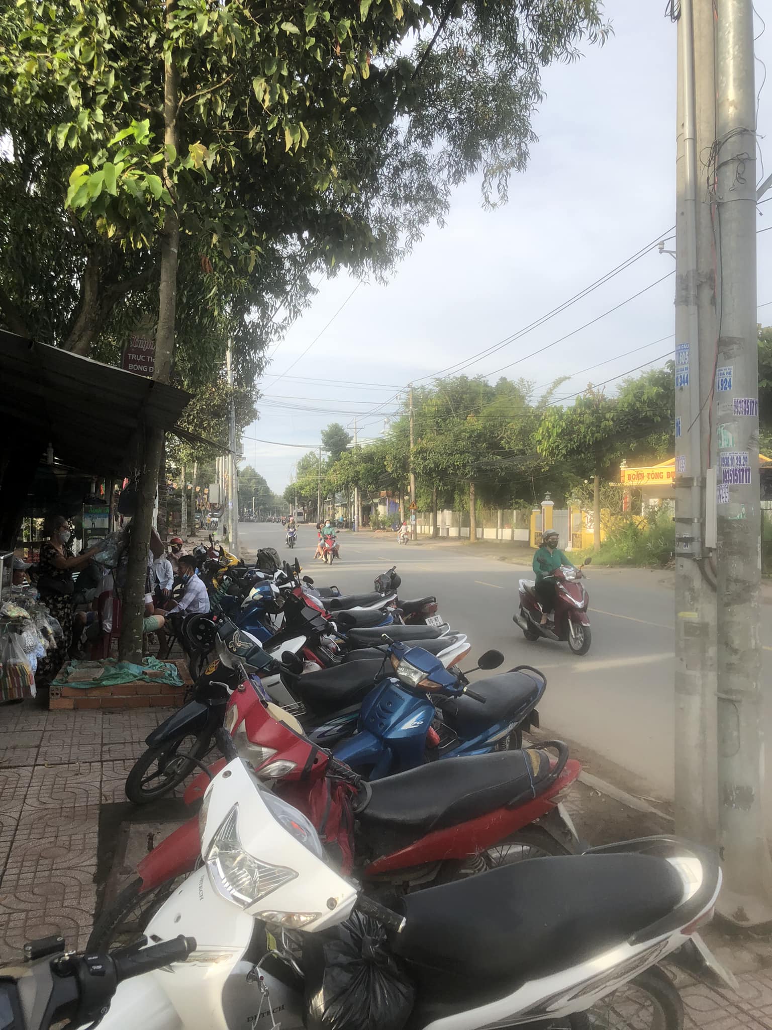 Quán Cơm Huynh Đệ 2