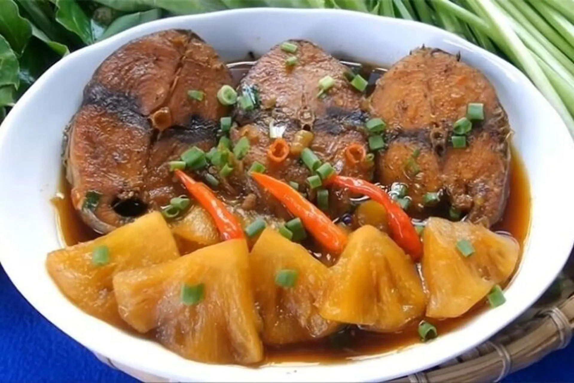 Cá Ngừ Kho Thơm