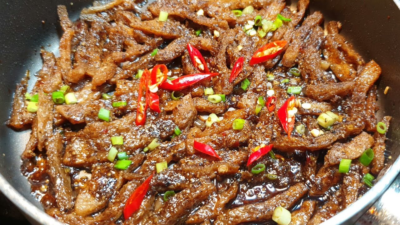 Cá Cơm Kho Thịt